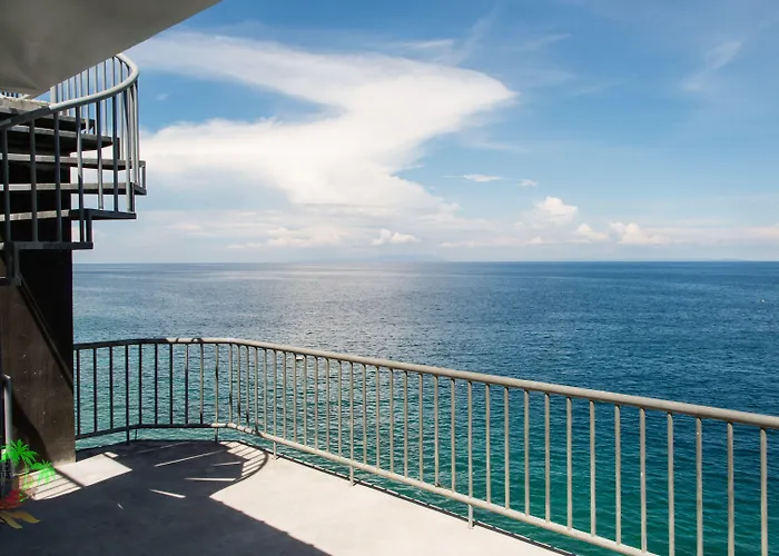 Jaynet Oceanview 3*